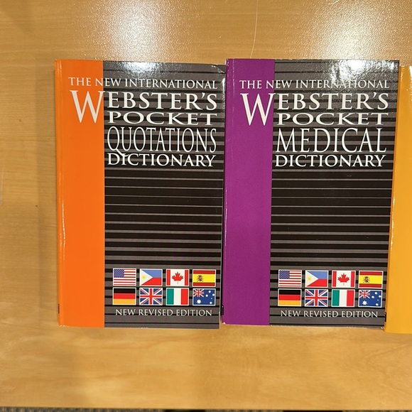 THE NEW INTERNATIONAL WEBSTER’S POCKET REFERENCE LIBRARY: 8 VOLUME BOX SET - Picture 4 of 8